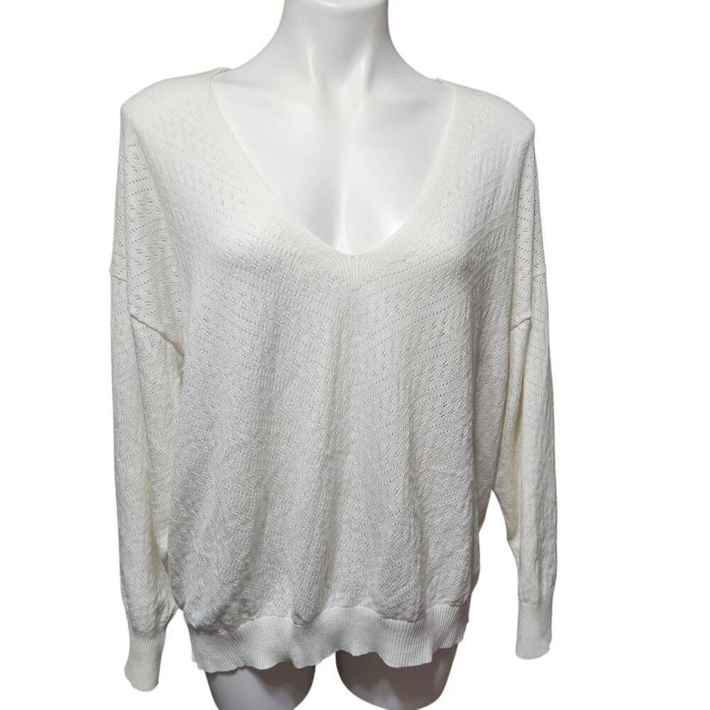 89th &‎ Madison sweater white eyelet perforated lightweight v neck 1X
